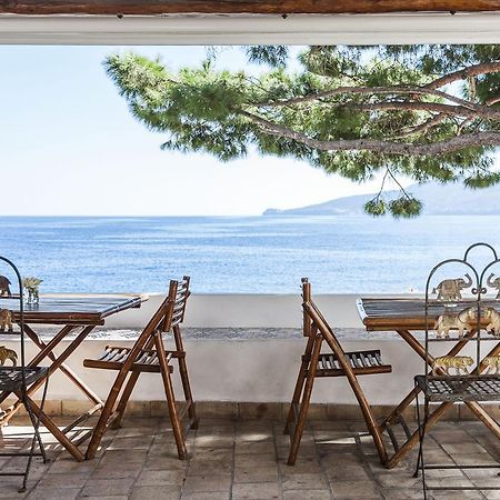 Hotel Mercanti Di Mare Santa Marina Salina Eksteriør billede