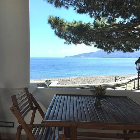 Hotel Mercanti Di Mare Santa Marina Salina Eksteriør billede